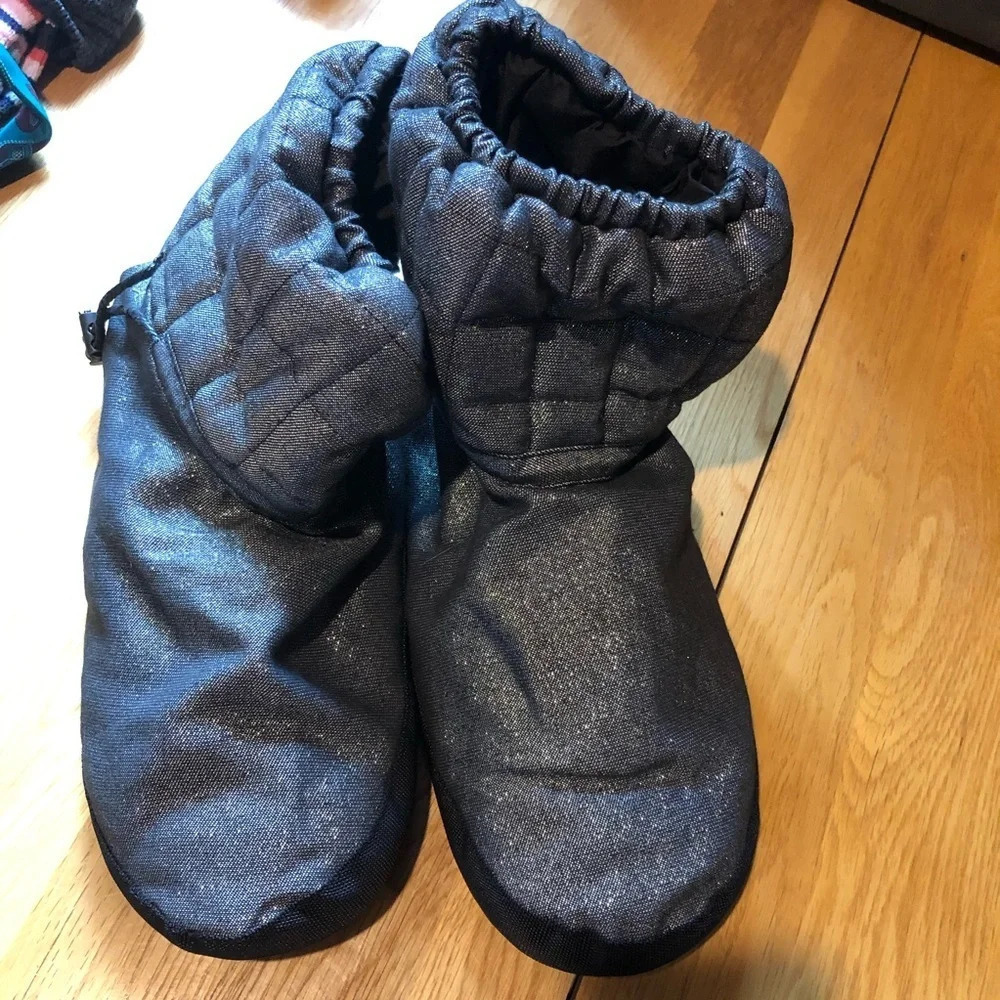 Russian Pointe Adult Size Large Sparkling Warm Up Booties GUC Grey Black Dance